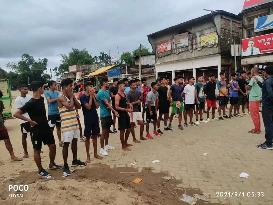 রাতাবাড়ি ভিত্তিক দৌড় প্রতিযোগিতা।